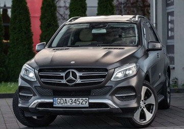Mercedes GLE W166/C292 SUV 3.0 400 333KM 2017 Mercedes-Benz GLE 3.0B 333Ps Ledy Panorama Kamery 360 Jasna skora ZADBANY, zdjęcie 3