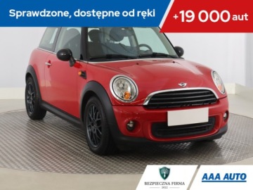 Mini One II Hatchback Facelifting 1.6 75KM 2012 MINI 3-door One, Salon Polska