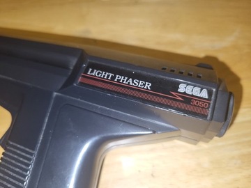 ORYGINALNY PISTOLET SEGA LIGHT PHASER 3050 - SPRAWNY LIGHT GUN