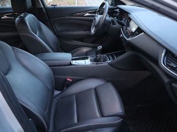 Opel Insignia I Sports Tourer Facelifting 2.0 CDTI Ecotec 170KM 2017 Opel Insignia 2.0 CDTI, 167 KM, Skóra, Navi, zdjęcie 8