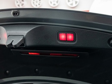 Mercedes Klasa E W213 Cabrio 2.0 300 245KM 2018 E Klasa E 300 Coupe 2.0 9G-TRONIC 245KM 2018, zdjęcie 28