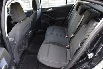 Ford Focus III Sedan Facelifting 1.0 EcoBoost 125KM 2018 Titanium* Navi* Alufelgi* Radar* Asystent* Car Play* Gwarancja* BLACK WEEK, zdjęcie 24