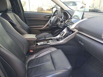 Mitsubishi Eclipse Cross SUV 1.5 T 163KM 2018 Mitsubishi Eclipse Cross Mitsubishi Eclipse 1.5 T GPF Intense CVT 1.5 163KM, zdjęcie 9