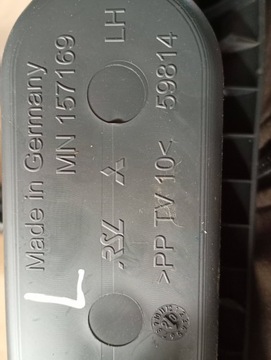 MITSUBISHI COLT CZC CABRIO KRYT SEDADLA ZVEDÁK