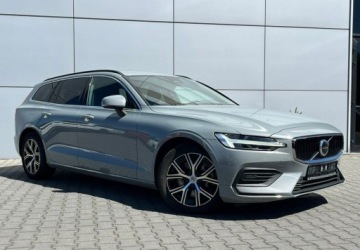 Volvo V60 II  Kombi Facelifting 2.0 B4 197KM 2023 Volvo V60 Automat Kamera Tempomat Led Virtual Piekny kolor FV23, zdjęcie 6