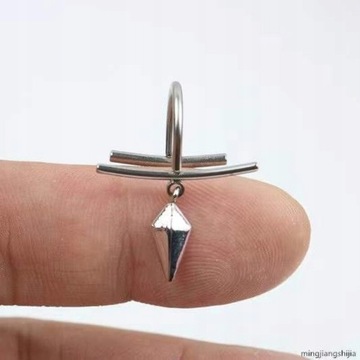 piercing fałszywy na wargę usta srebrny