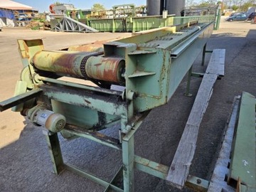 Роликовый стол за обрезным станком, отделяющий кромку от досок /ПР 259/