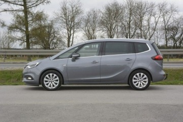 Opel Zafira C Tourer Facelifting 1.6 CDTI 120KM 2017 Opel Zafira 1.6 CDTI nawi kamera hak 7 osobowy, zdjęcie 3