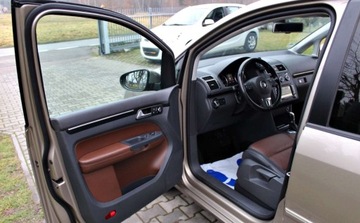 Volkswagen Touran II 2.0 TDI 140KM 2012 Volkswagen Touran 2.0 Tdi Navi Automatic Bi- Xenony 1 rok gwarancji w, zdjęcie 9