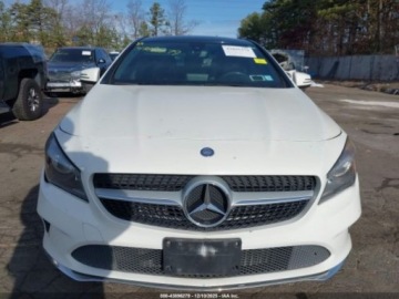 Mercedes CLA C117 2017 Mercedes-Benz CLA 2017 r., 2,0L 250 4MATIC 2.0 Benzyna 208KM, zdjęcie 1