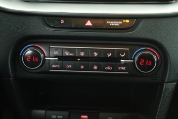 Kia Ceed III Hatchback Facelifting  1.5 T-GDI 160KM 2022 Kia Ceed 1.5 T-GDI, Salon Polska, 1. Właściciel, zdjęcie 9