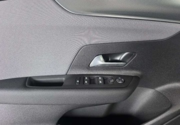 Opel Mokka II SUV 1.2 Turbo 130KM 2025 Opel Mokka Nowy 130KM AT8, 8lat gwarancji, 1.2 Benzyna 130KM, zdjęcie 4