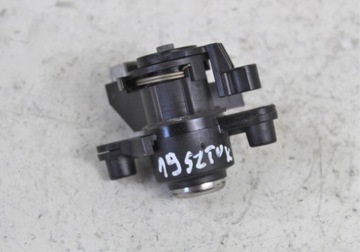 WKŁADKA ZAMEK BAGAŻNIKA BMW E60 8247088