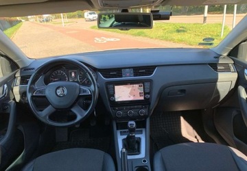 Skoda Octavia III Kombi 1.6 TDI CR DPF 110KM 2014 Skoda Octavia Skoda Octavia 1.6 TDI (Green tec) Ambition 1.6 Diesel 110KM, zdjęcie 20
