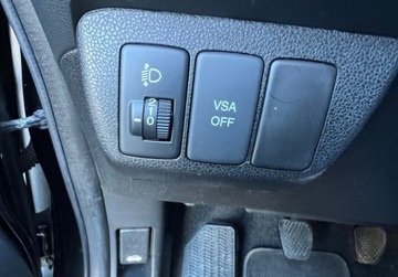 Honda Jazz III 1.2 i-VTEC 90KM 2011 Honda Jazz 1.2Benz.90KM Klima AluNowe Opony Kurtyny ESP Faktura Gwarancja, zdjęcie 20