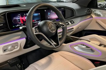 Mercedes GLE V167 SUV Facelifting 3.0 450d 367KM 2025 MERCEDES-BENZ GLE 450 d 4-Matic AMG Line 3.0 (367KM) 2025, zdjęcie 7