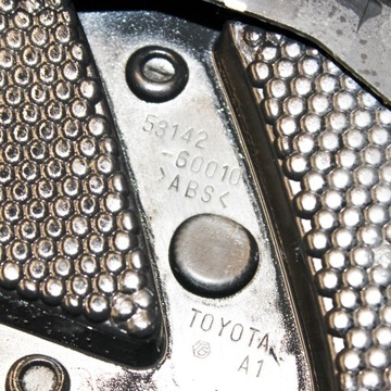 LEXUS GX J150 2012 MŘÍŽKA CHLADIČŮ / MASKA