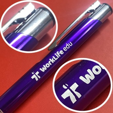 РЕКЛАМНЫЕ РУЧКИ С ГРАВИРОВКОЙ РЕКЛАМНЫЕ ГАДЖЕТЫ С НАДПИСЬЮ ЛОГОТИПА 100 ШТ.