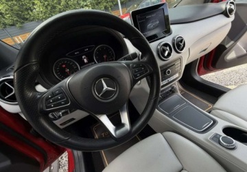 Mercedes Klasa B W246 Sports Tourer Facelifting 1.6 200 156KM 2018 Mercedes-Benz Klasa B 200 156KM LED NAVI perfekcyjny GWARANCJA ZAREJE, zdjęcie 24