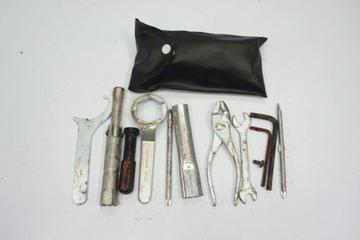 SUZUKI GSR 600 06-10 КЛЮЧИ ЗАВОДСКАЯ КОМПЛЕКТАЦИЯ