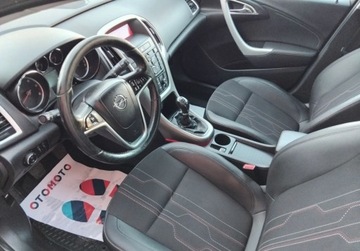 Opel Astra J Sports Tourer 1.7 CDTI ECOTEC 110KM 2012 Opel Astra 1,7 Cdti Alufelgi Klima El szyby Po oplatach z Niemiec, zdjęcie 21