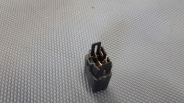 MB306480 RELÉ PAJERO II LONG