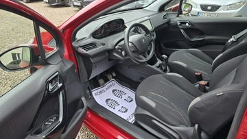 Peugeot 208 I Hatchback 3d 1.2 VTI 82KM 2014 Peugeot 208 navi, PDC, zdjęcie 8