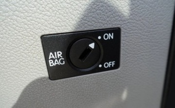 Volkswagen Caravelle T5 Caravelle Facelifting długi rozstaw osi 2.0 BiTDI 180KM 2012 Volkswagen Caravelle 2.0TDI 180KM DSG Automat Long 9 osobowy Zarejestrowan, zdjęcie 25