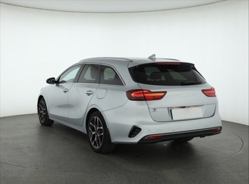 Kia Ceed III Kombi Facelifting 1.5 T-GDI 160KM 2022 Kia Ceed 1.5 T-GDI, Salon Polska, Serwis ASO, zdjęcie 3