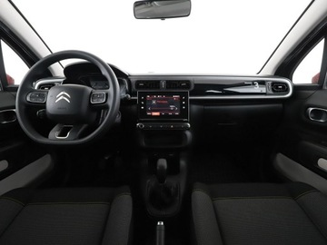 Citroen C3 III Hatchback 1.2 PureTech 82KM 2019 Citroen C3 Niski przebieg Navi Czujniki parkowania, zdjęcie 14
