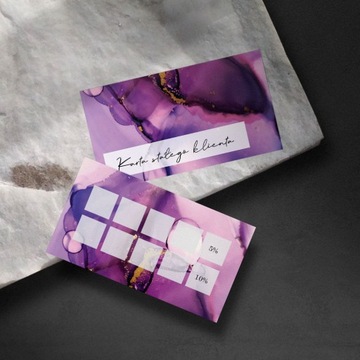 Карты лояльности — розовые и фиолетовые