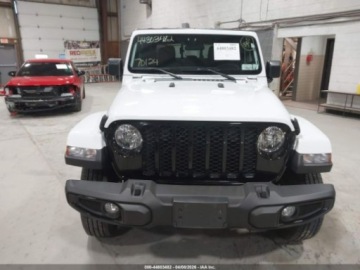 Jeep Gladiator 2022 Jeep Gladiator Altitude 2022 3.6 Benzyna 285KM, zdjęcie 9