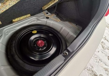 Toyota Auris I Hatchback 1.4 i 16V VVT-i 97KM 2007 Toyota Auris Toyota Auris 1.4 VVT-i 1.4 Benzyna 97KM, zdjęcie 16