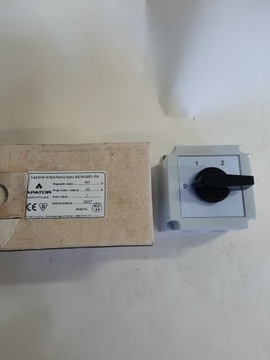 Łącznik krzywkowy 4G16-0251PK Wyłącznik w obudowie