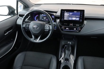 Toyota Corolla XII TS Kombi 1.8 Hybrid 122KM 2021 Toyota Corolla 1.8 Hybrid, Salon Polska, zdjęcie 5