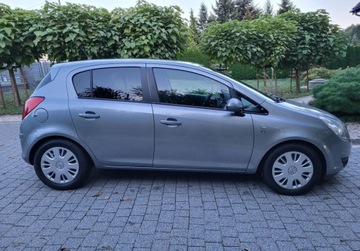 Opel Corsa D Hatchback 1.4 Twinport ECOTEC 100KM 2010 Opel Corsa 1.4I Zadbane Bagaznik na Rowery 1.4 Benzyna 100KM, zdjęcie 1