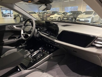 Audi A5 B10 Limousine 2.0 TFSI 204KM 2025 AUDI A5 TFSI S line Sedan 2.0 (204KM) 2025, zdjęcie 9