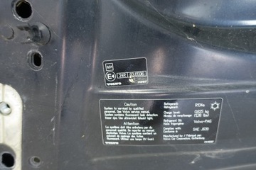VOLVO V40 II 2 12-19 КАПОТ КРЫШКА ДВИГАТЕЛЯ