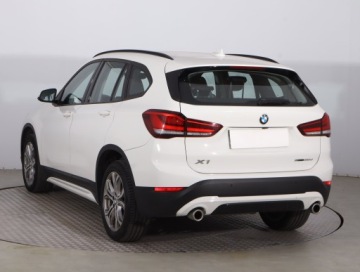BMW X1 F48 Crossover Facelifting 2.0 20d 190KM 2021 BMW X1 sDrive20d, Salon Polska, Serwis ASO, zdjęcie 3