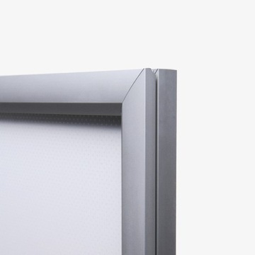 РАМКА С ОДНОЙ СВЕТОДИОДНОЙ ПОДСВЕТКОЙ