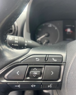 Toyota 2021 Toyota Yaris Hybryda Kamera Klimatyzacja 1.5 Hybryda 100KM, zdjęcie 10