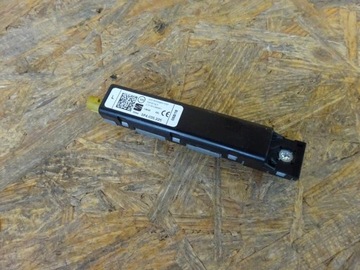 SEAT LEON III CUPRA 5F 5D HATCHBACK WZMACNIACZ ANTENY ANTENOWY 5F4035225