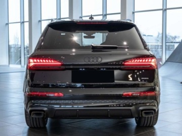 Audi Q7 II SUV Facelifting  3.0 50 TDI 286KM 2026 AUDI Q7 50 TDI quattro S Line Suv 3.0 (286KM) 2026, zdjęcie 1