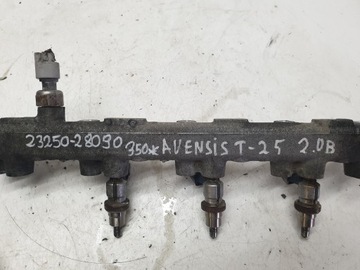 LIŠTA VSTŘIKOVAČE TOYOTA AVENSIS T25 2.0 BENZÍN 23250-28090