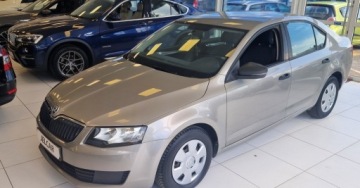 Skoda Octavia III Liftback 1.6 TDI CR DPF 105KM 2015 Skoda Octavia 1.6 TDI 105KM Salon PL FV23 1.6 Diesel 105KM, zdjęcie 1
