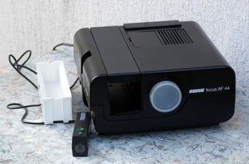RZUTNIK REVUE 44 FOCUS AF 44