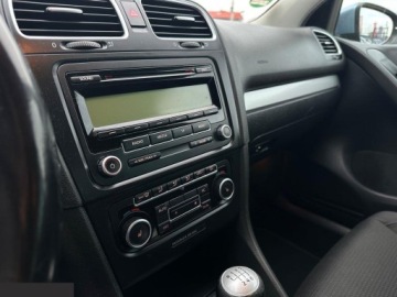 Volkswagen Golf VI Hatchback 5d 1.2 TSI 105KM 2011 Volkswagen Golf 1.2 TSI Team 105KM 2011r, zdjęcie 14