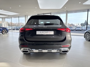 Mercedes GLC C254/X254 Coupe Plug-In 2.0 300de 333KM 2024 Mercedes-Benz GLC 300 4-Matic Avantgarde / 1właści, zdjęcie 2