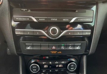 Infiniti Q30 1.6T 122KM 2016 Infiniti Q30 nawigacja, kamera 1.6 Benzyna 122KM, zdjęcie 28