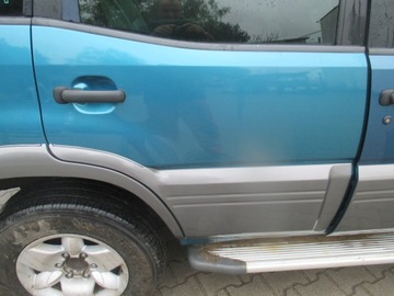 DVEŘE PRAVÝ ZADNÍ NISSAN TERRANO II FACELIFT BY7